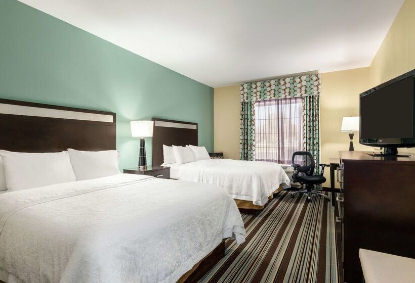 호텔 Hampton Inn Statesboro