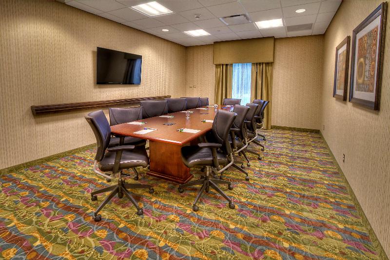 هتل Hampton Inn & Suites Rochester/henrietta
