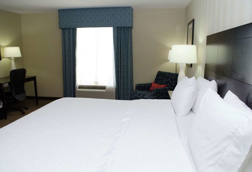 בית מלון כפרי Hampton Inn Thomson