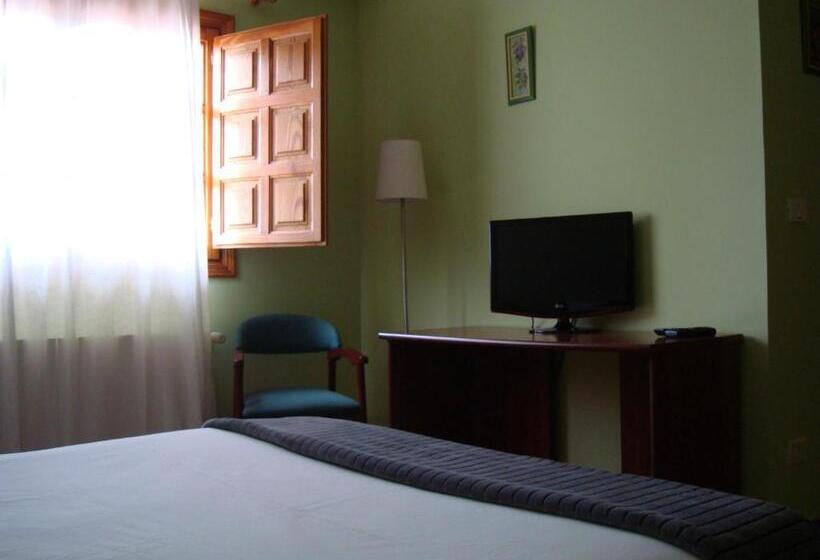 Fotos del hotel L Ermita Casa Ripo:  48