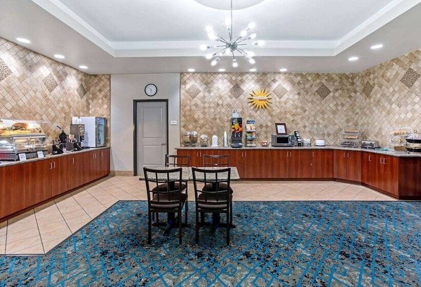 هتل La Quinta By Wyndham Denver Gateway Park