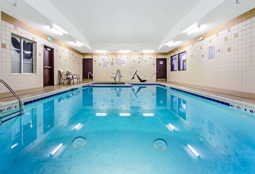 هتل La Quinta By Wyndham Denver Gateway Park