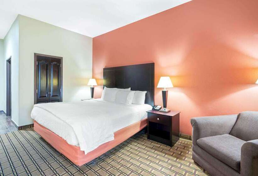 هتل La Quinta By Wyndham Mcalester