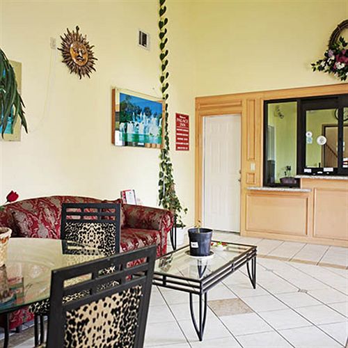 호텔 Palace Inn &Suites Willowbrook