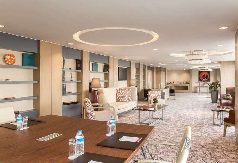 هتل Ramada Plaza By Wyndham Istanbul Tekstilkent