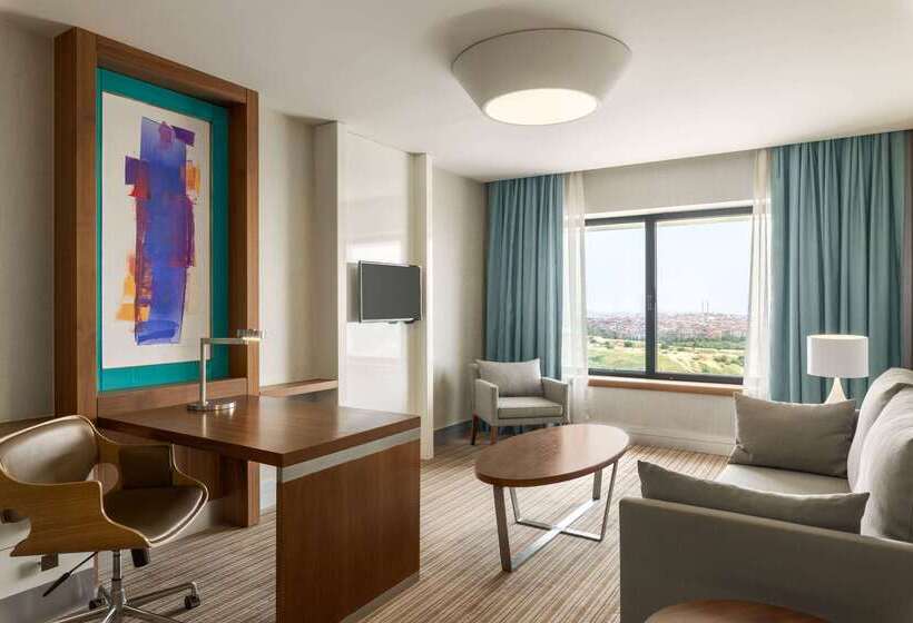 هتل Ramada Plaza By Wyndham Istanbul Tekstilkent