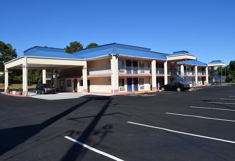 هتل Royal Inn & Suites