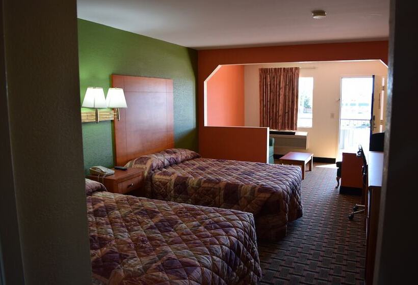 هتل Royal Inn & Suites