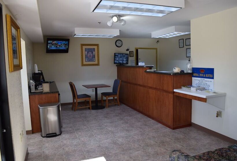هتل Royal Inn & Suites