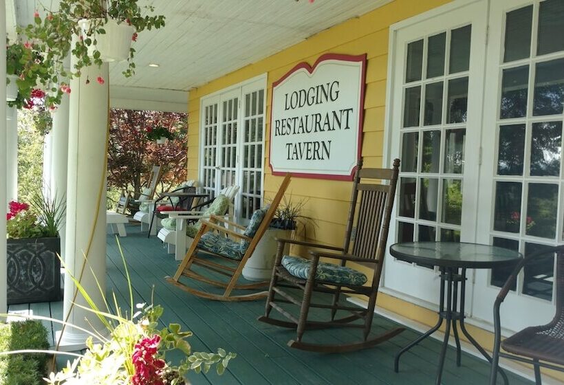 هتل Thornewood Inn