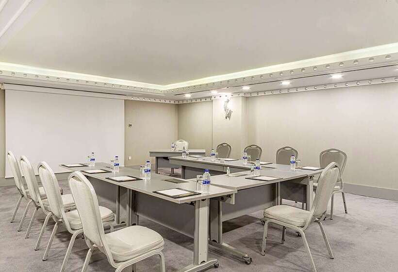 Fotos del hotel Wyndham Grand Istanbul Kalamis Marina:  73