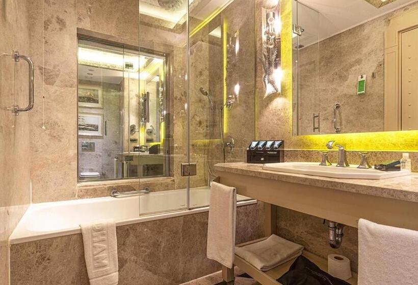 Fotos del hotel Wyndham Grand Istanbul Kalamis Marina:  103