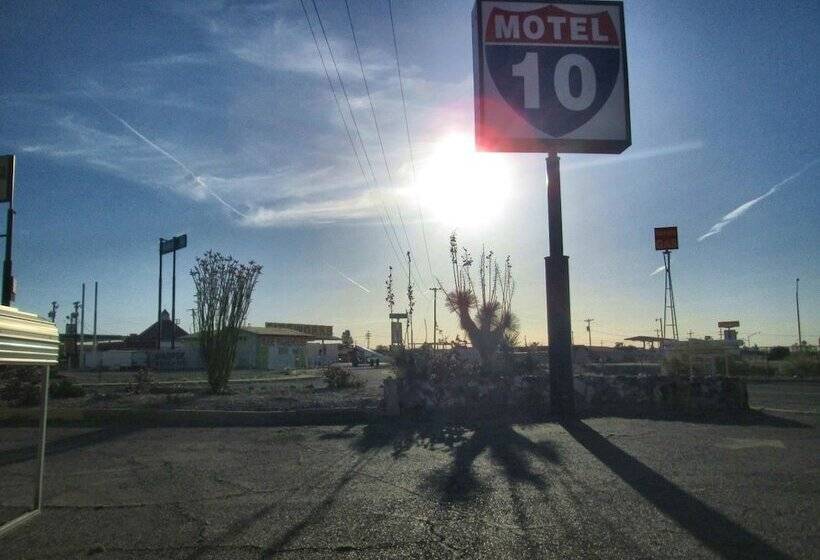 Motel 10