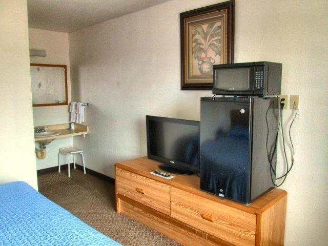 Motel 10