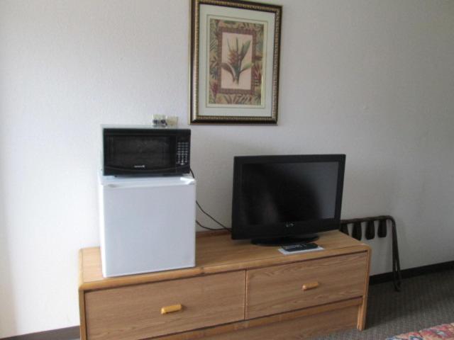 Motel 10