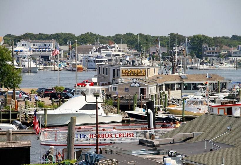 مُتل Ocean Street Inn On Hyannis Harbor