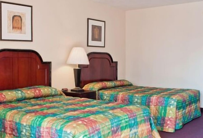 모텔 Parkway Inn