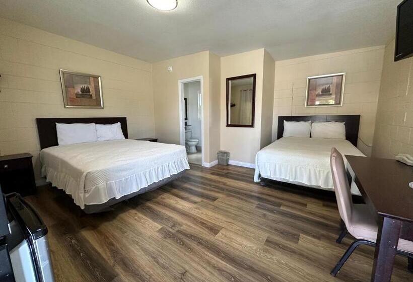 فندق على الطريق Royal Inn And Suites