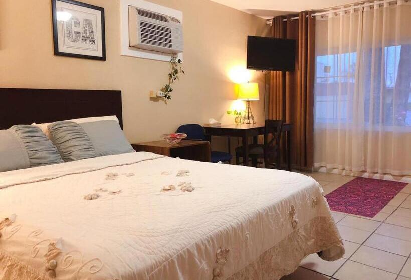 مُتل Royal Inn And Suites