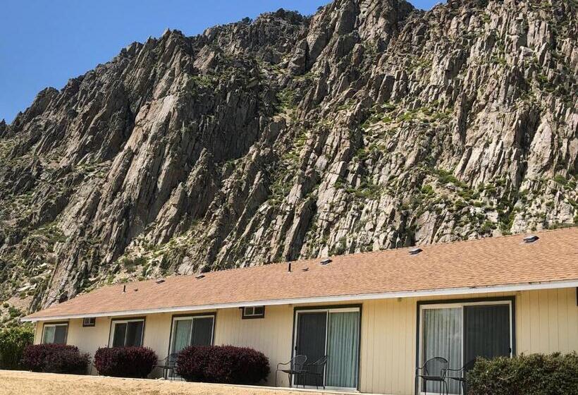 אתר נופש Meadowcliff Lodge Coleville