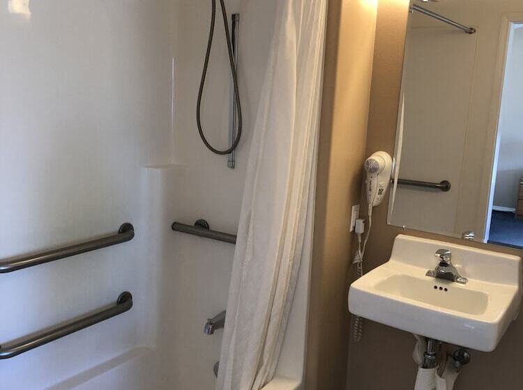 אתר נופש Meadowcliff Lodge Coleville