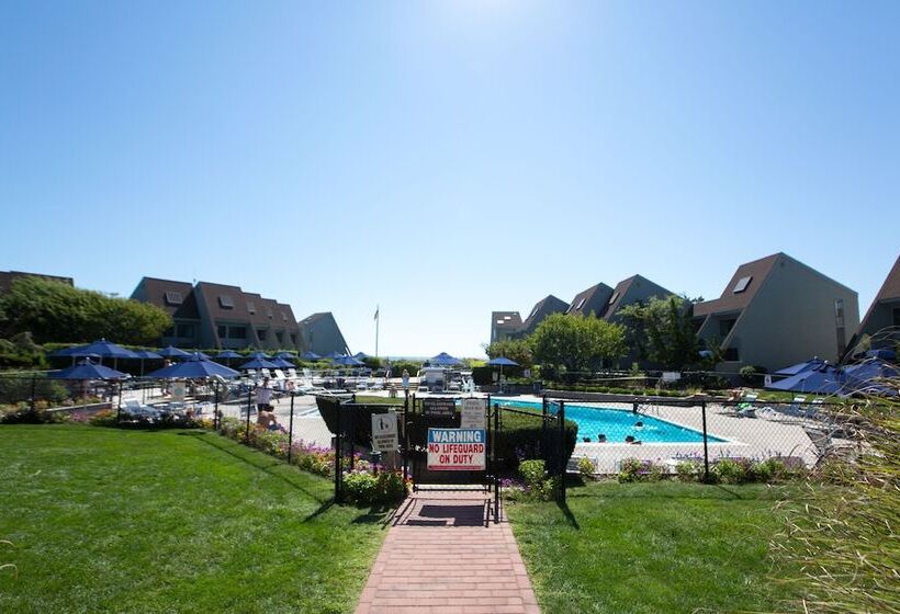 منتجع The Surf Club