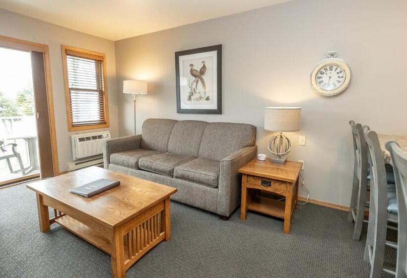 Westwood Shores Waterfront Resort