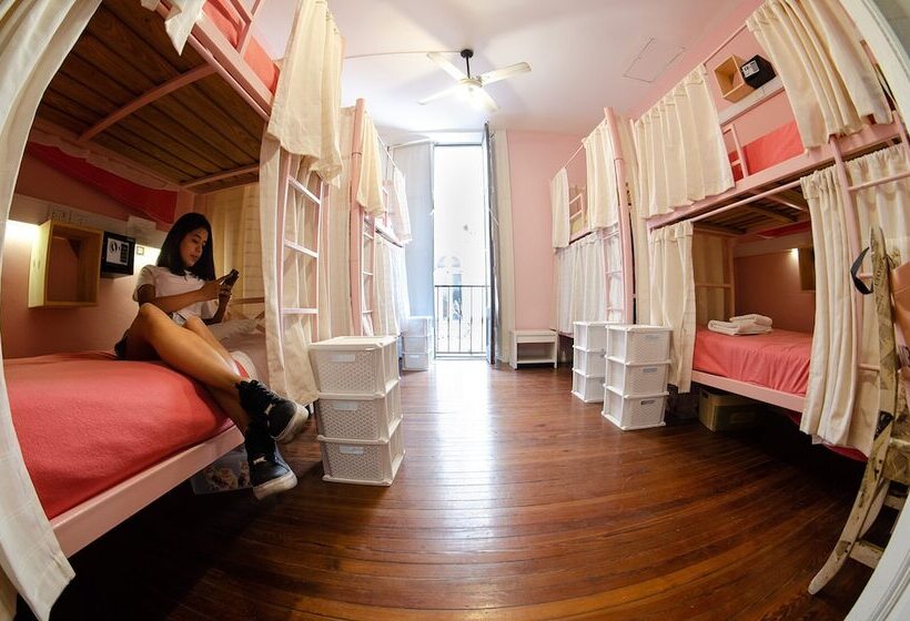 هاستل Ba Stop Hotel House