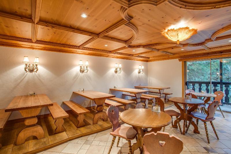 هتل Alpine Rivers Inn