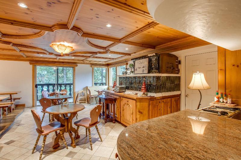 هتل Alpine Rivers Inn
