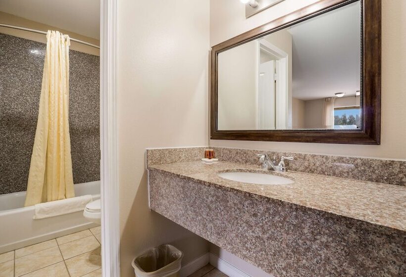 هتل Americas Best Value Inn Refugio