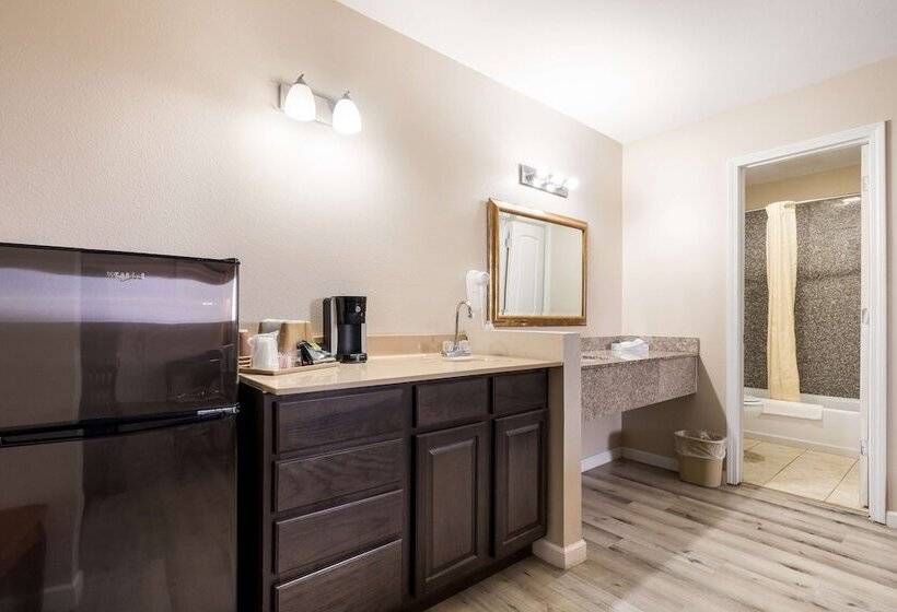 هتل Americas Best Value Inn Refugio