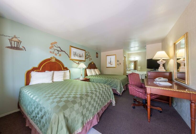 בית מלון כפרי Americas Best Value Inn   Legend S Inn