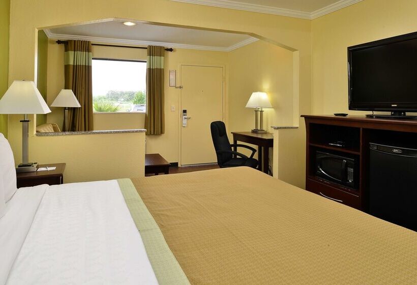 هتل Americas Best Value Inn Winona