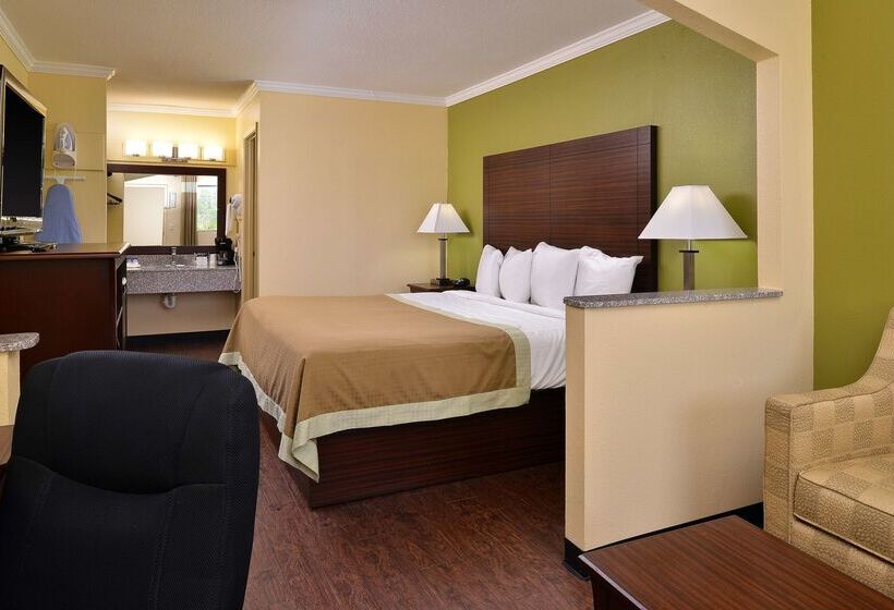 هتل Americas Best Value Inn Winona