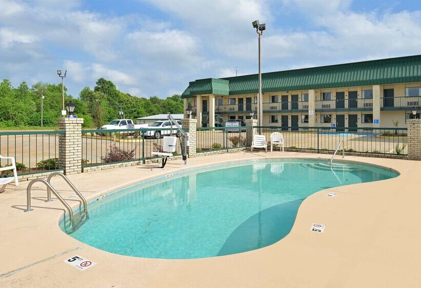 هتل Americas Best Value Inn Winona