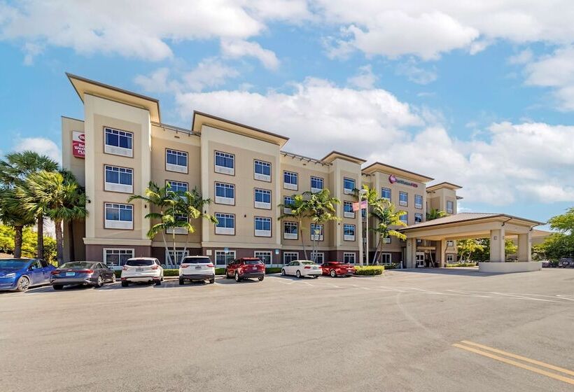酒店 Best Western Plus Miami Airport North  & Suites