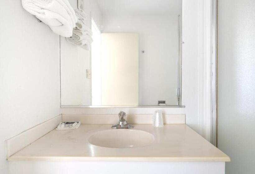 호텔 Days Inn By Wyndham New Philadelphia