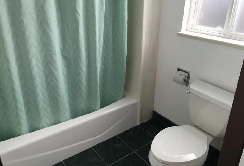 هتل Deluxe Inn Redwood City
