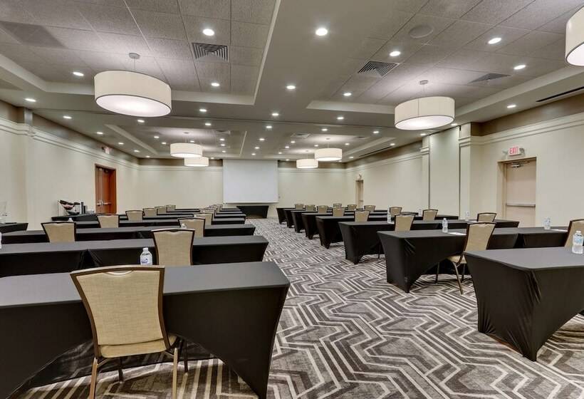 Fotos del hotel Drury Inn & Suites Orlando Near Universal Orlando Resort:  40