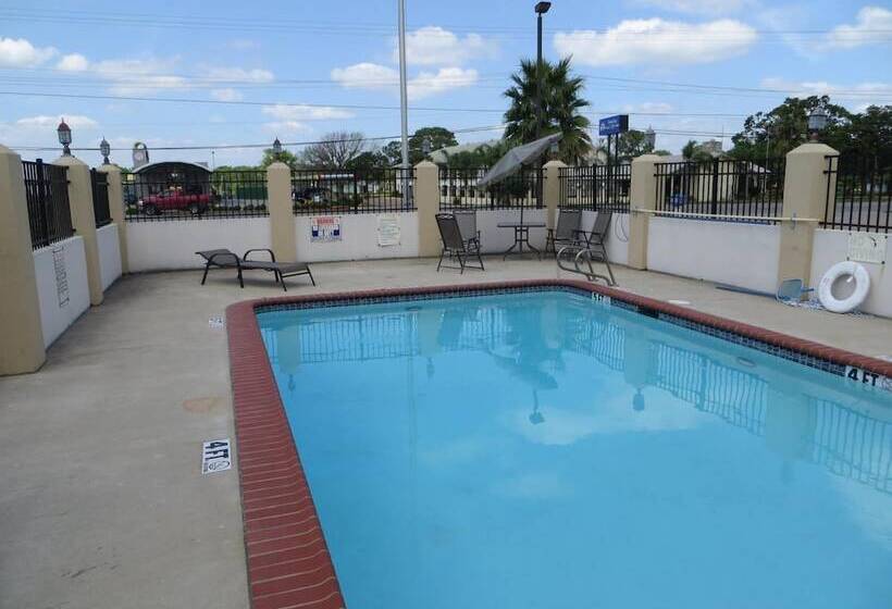 هتل Executive Inn & Suites West Columbia