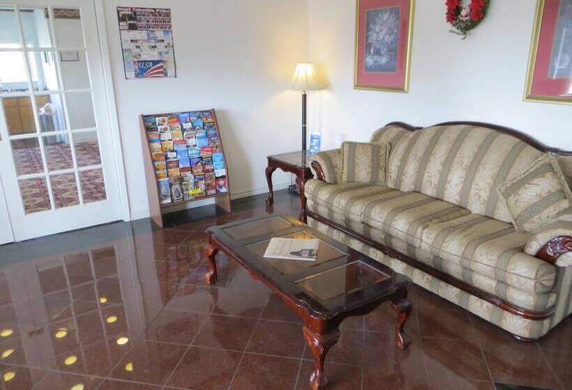 هتل Executive Inn & Suites West Columbia