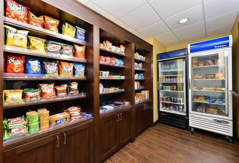 בית מלון כפרי Hampton Inn Clinton, Ia
