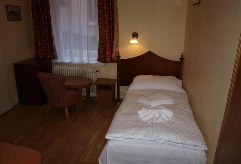 Fotos del hotel King George:  45