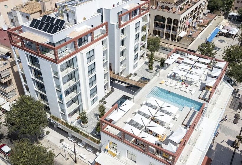 هتل Kyrat Amarac Suites