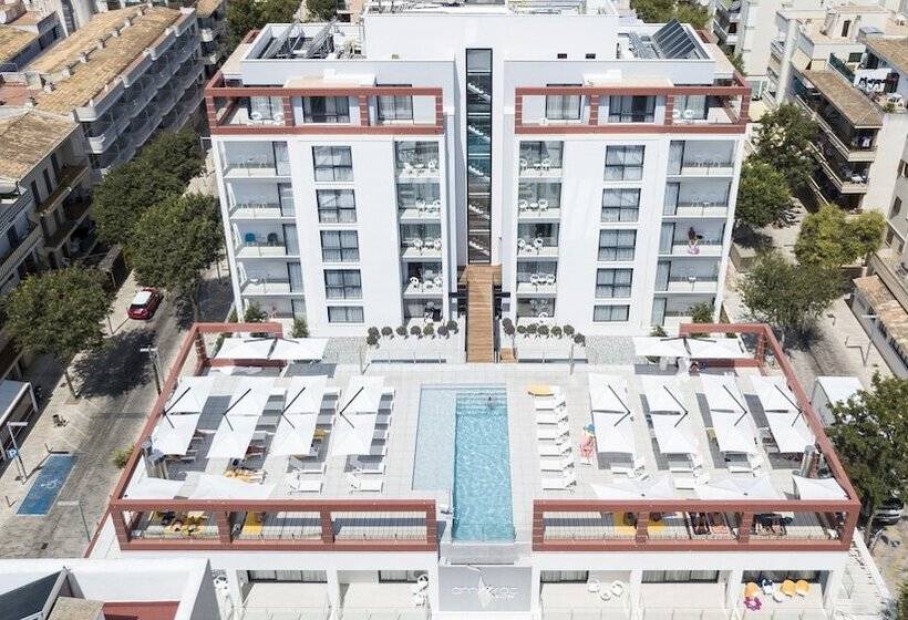 هتل Kyrat Amarac Suites