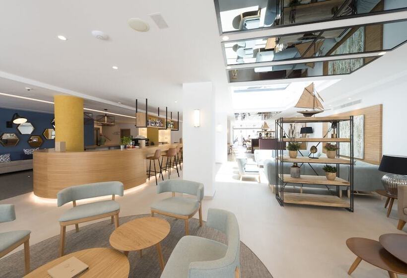هتل Kyrat Amarac Suites