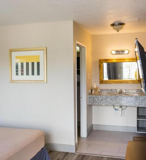 호텔 Merit Inn And Suites