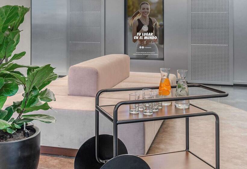 בית מלון כפרי Pullman Santiago Vitacura