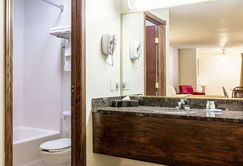 هتل Quality Inn Keystone Near Mount Rushmore